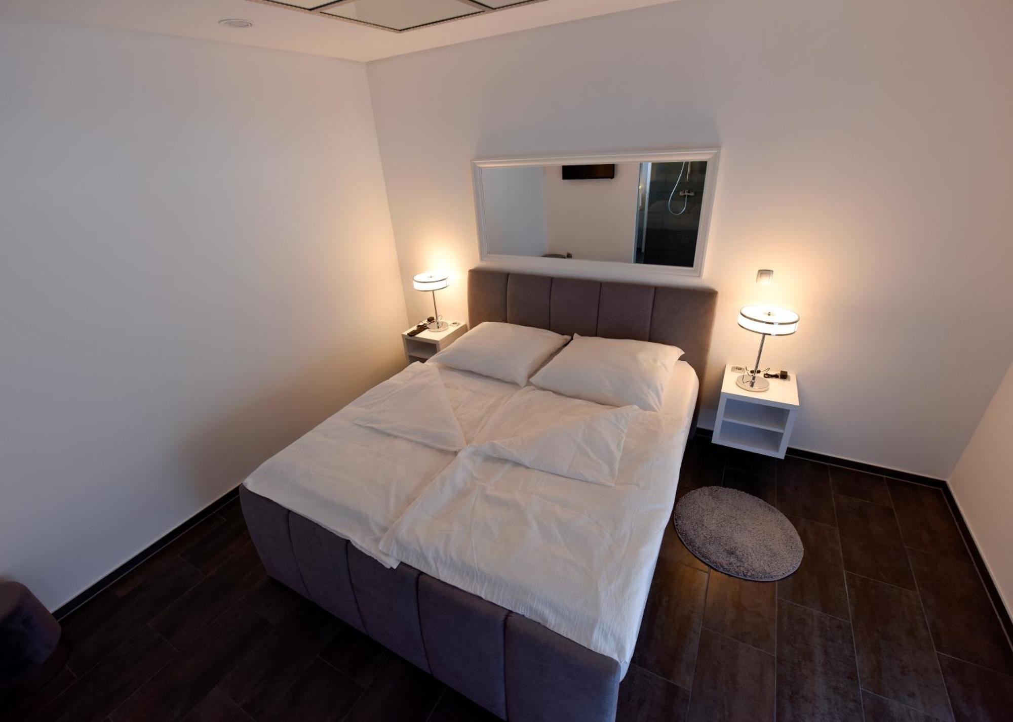 Apartmani i Bungalovi TROJKA Banja Luka Ruang foto