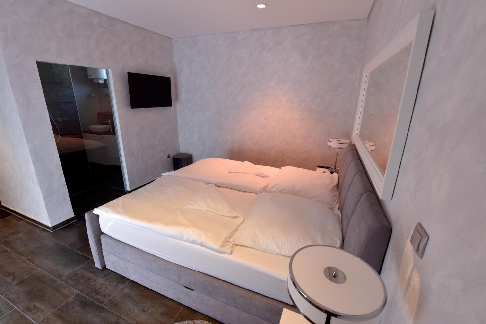 Apartmani i Bungalovi TROJKA Banja Luka Ruang foto