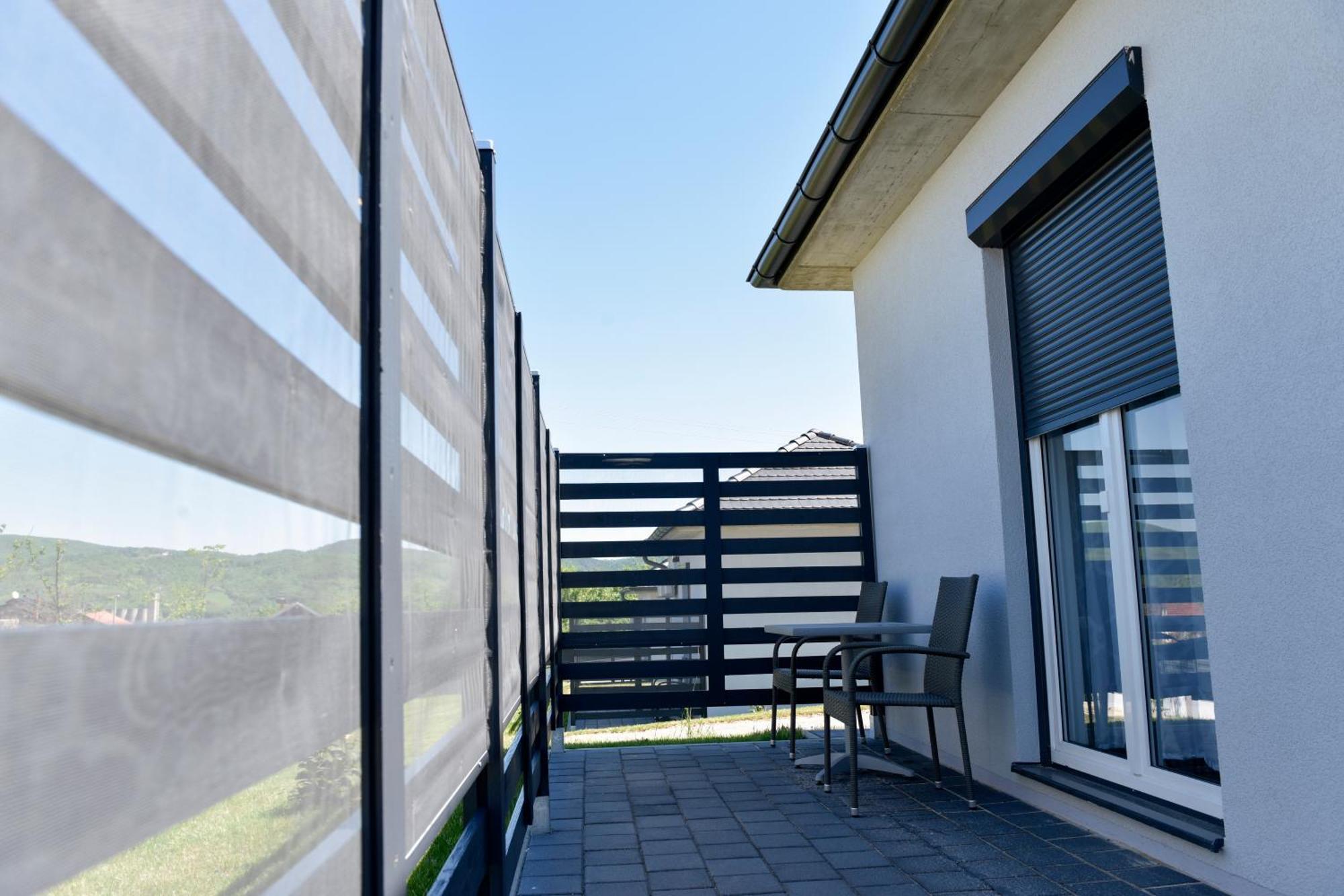 Apartmani i Bungalovi TROJKA Banja Luka Ruang foto